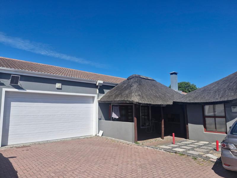 13 Bedroom Property for Sale in Parow North Western Cape